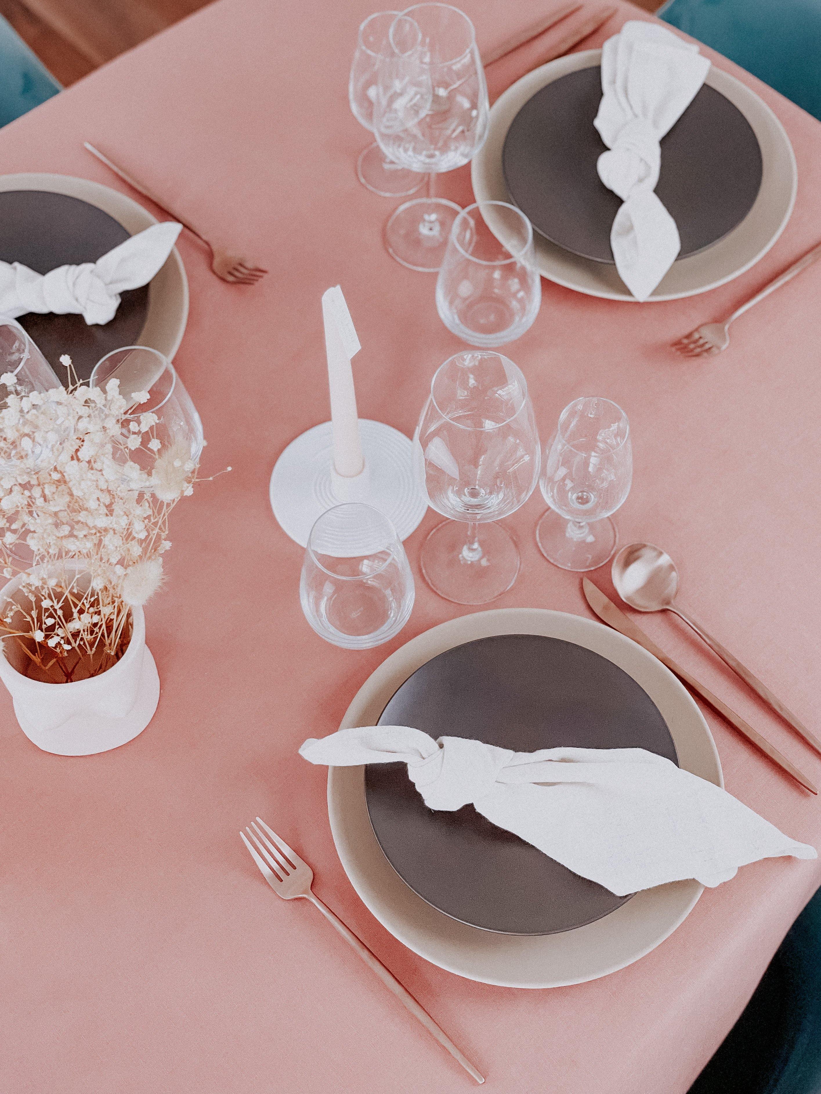 Battersea Unwashed Linen Tablecloth