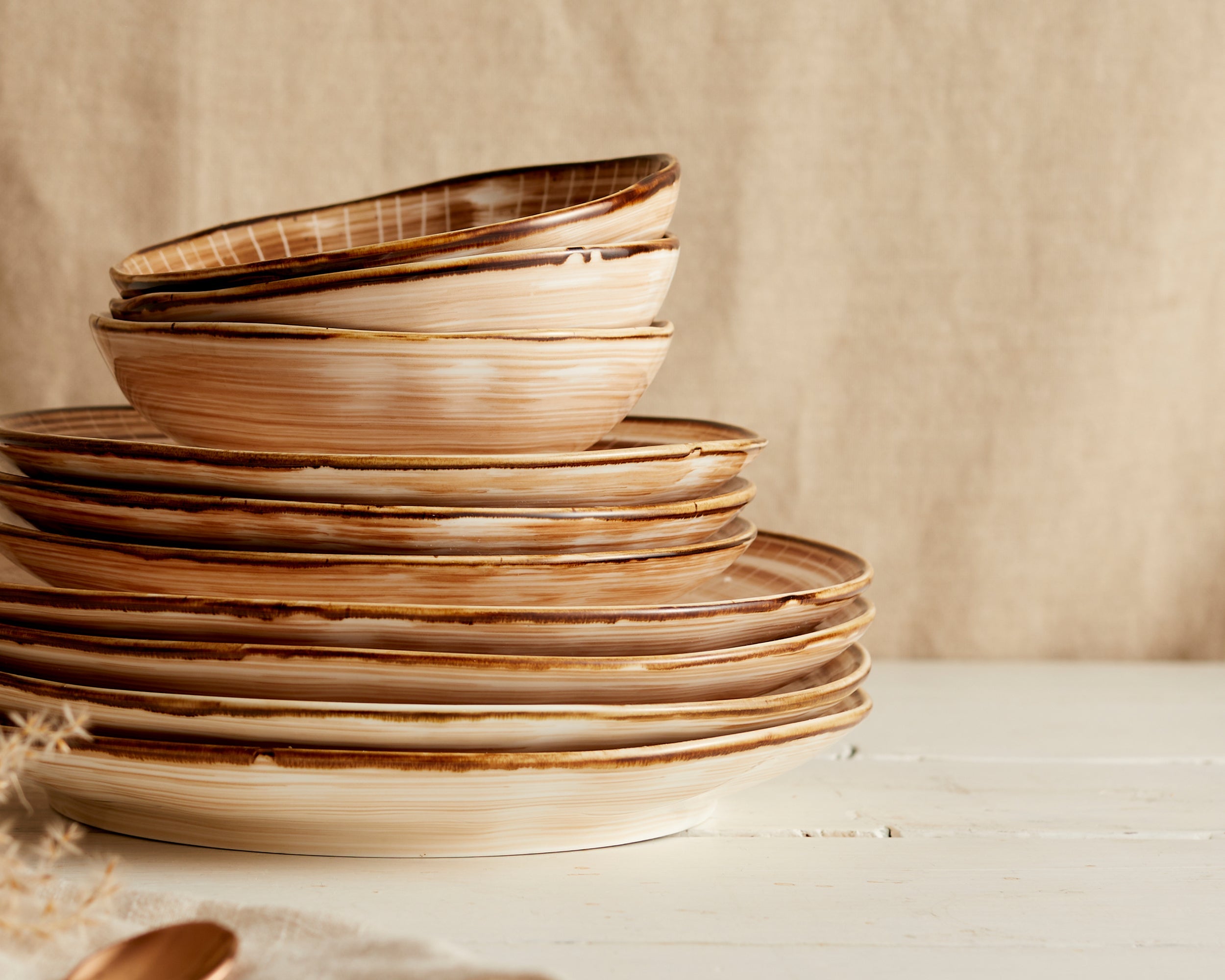 Marsali Porcelain Round Dinner Plate-1