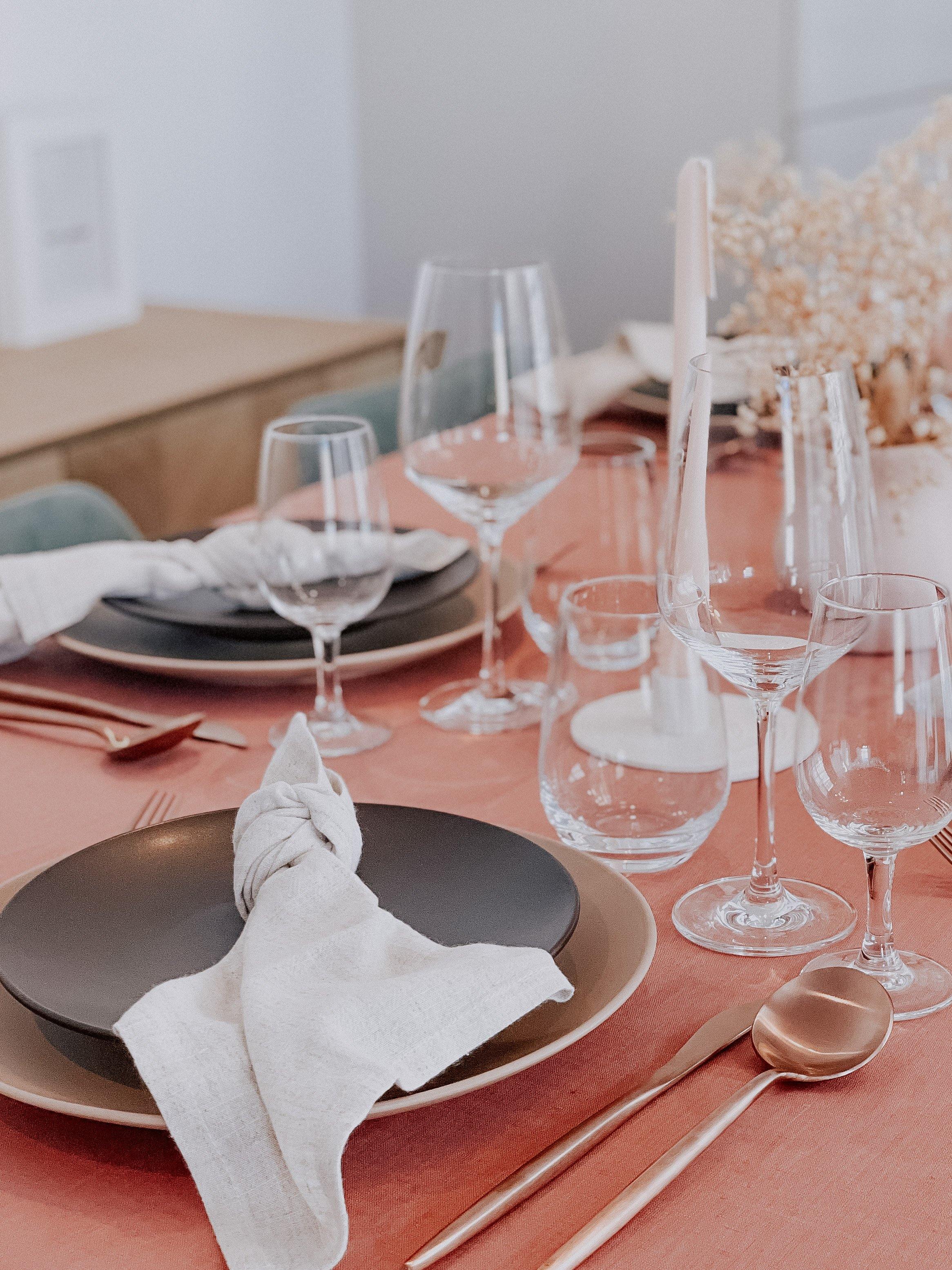 Battersea Unwashed Linen Tablecloth